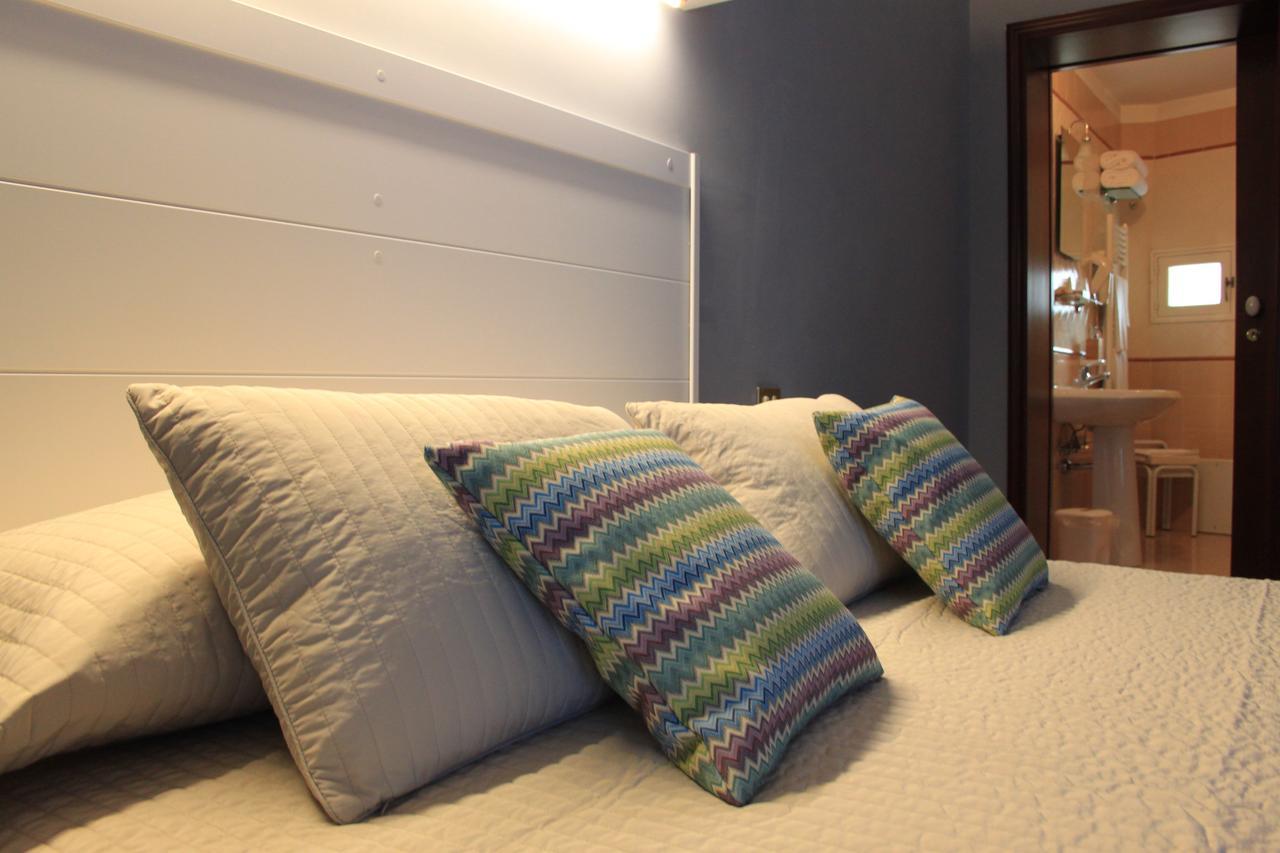 Domus Angela B&b Trani Bagian luar foto